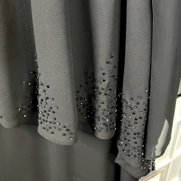 Chelsea Nites Woman’s Gown Black with Beaded Edging Long Chiffon Sleeves New 18W - Picture 3 of 7